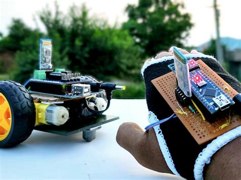 Toradh íomhá ar Arduino Hand Robot Control