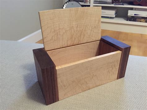 Boxes with Secret Hidden Compartments に対する画像結果