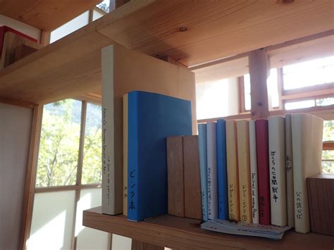 Hidden Room Library に対する画像結果