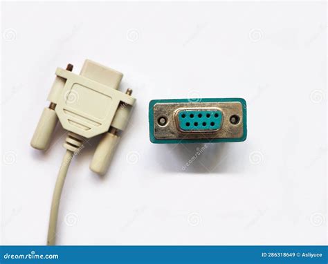 Toradh íomhá ar Serial Data Connector Identification