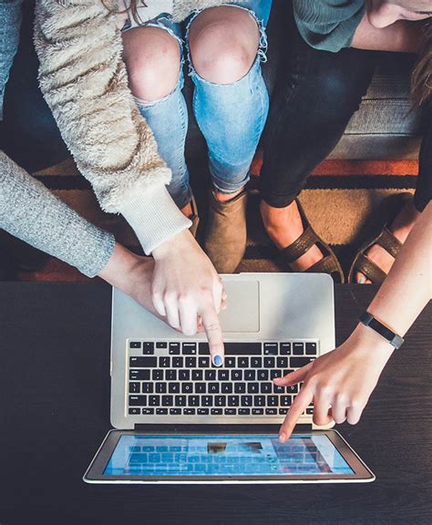 Windows Software Versioning に対する画像結果