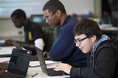 Computer Science Programs for High School Students に対する画像結果