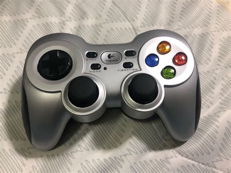 Afbeeldingsresultaten voor Logitech Wireless Controller CIP