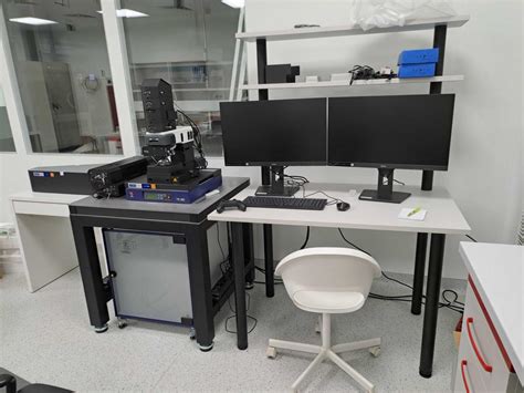 Toradh íomhá ar Raman Spectrometer Atomic Force Microscope
