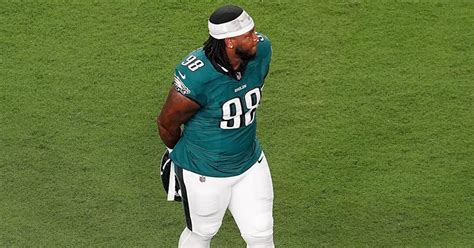 NFL Ejected に対する画像結果