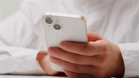 Typing Notes While Staring に対する画像結果