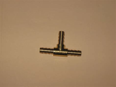 Fuel Injection Line Tee に対する画像結果