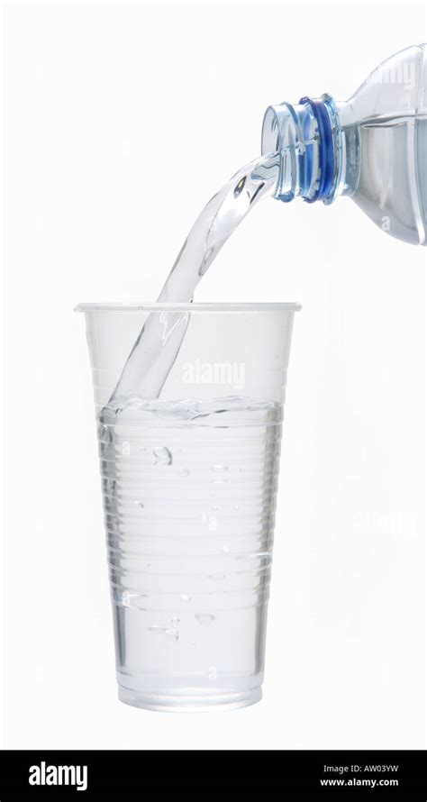 Pouring Water into Crack Cup に対する画像結果