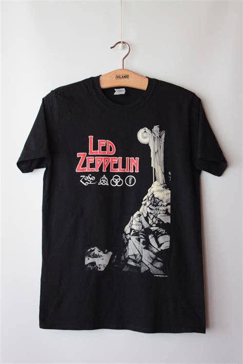 Rare LED Zeppelin T-Shirts に対する画像結果