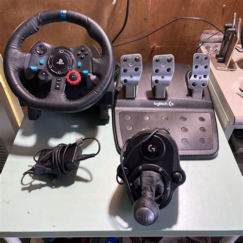 Logitech Driving Setup に対する画像結果