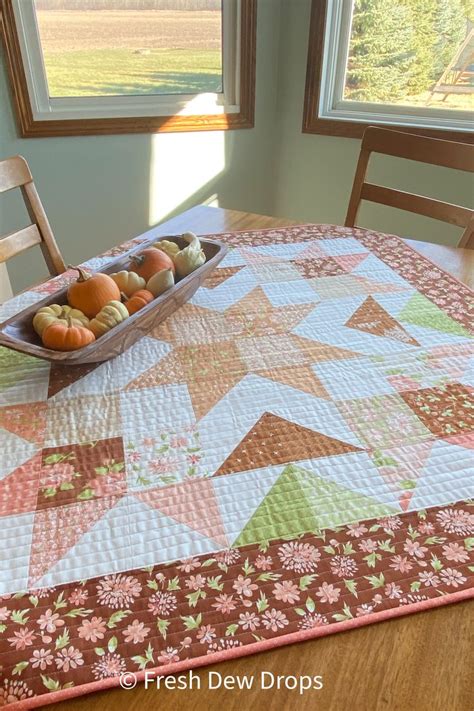 Toradh íomhá ar Charm Pack Octogon Table Topper Pattern