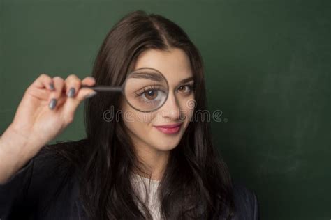 Toradh íomhá ar Magnifying Glass Lessons