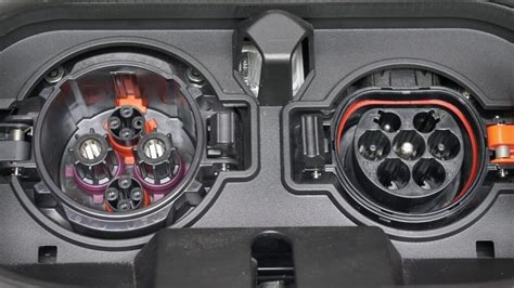 Toradh íomhá ar Combined Charging System in EV Chargers