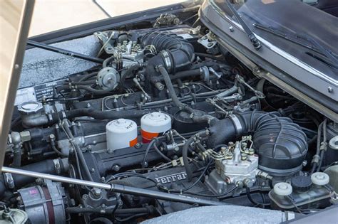 Toradh íomhá ar Direct Injection Ferrari