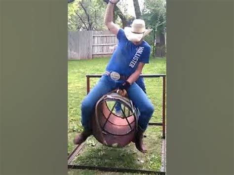 Afbeeldingsresultaten voor Bull Riding Practice