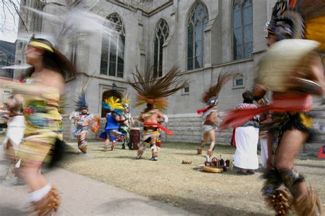 Traditional Aztec Dance-க்கான படிம முடிவு