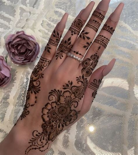 Afbeeldingsresultaten voor Henna Mehndi Designs