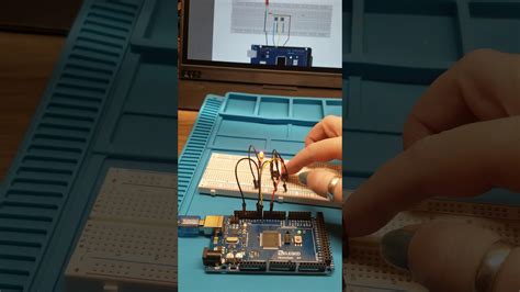 Toradh íomhá ar Arduino Digital Input Circuit