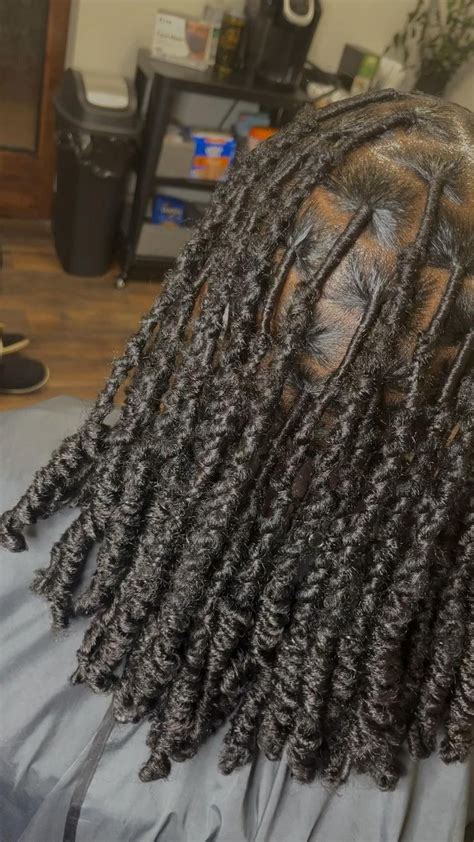 Afbeeldingsresultaten voor Distressed Twists