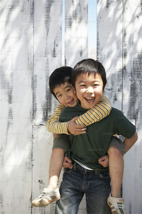 Python Hugging Child に対する画像結果