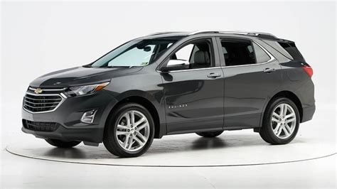 Afbeeldingsresultaten voor Chevy Equinox 2020 Models