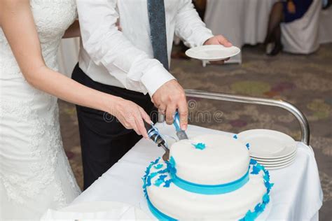 Afbeeldingsresultaten voor White Multi-Level Ceiling