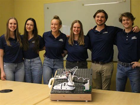 Senior Design Projects に対する画像結果