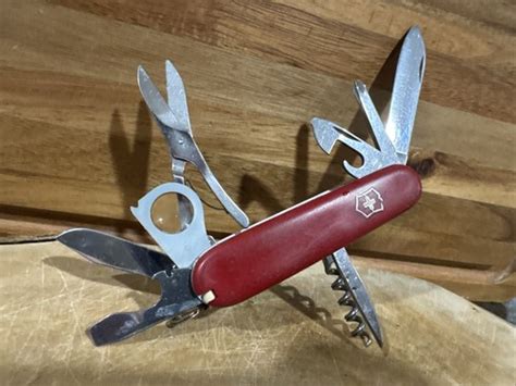 Image result for Victorinox Magnifying Glass