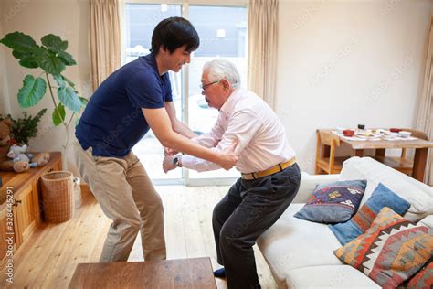 Senior Care Social Worker に対する画像結果