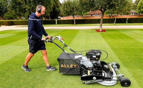 Toradh íomhá ar Rotating Golf Turf