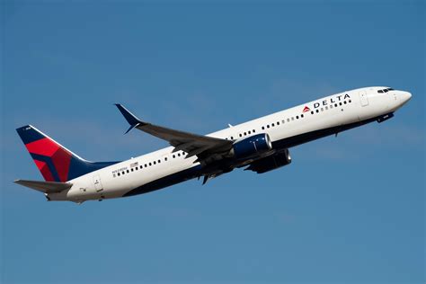 Image result for Delta Boeing 737 ER First Class