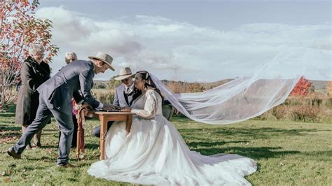 Afbeeldingsresultaten voor Modern Wedding Reception Script