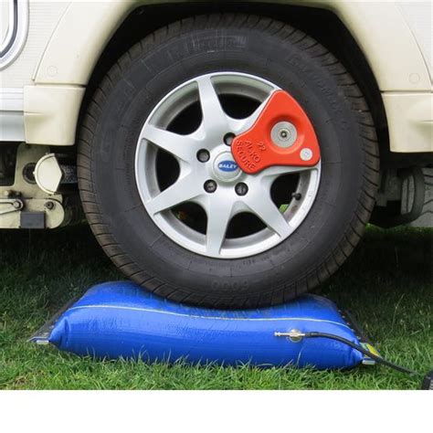 Leveling a Dual Axle Caravan に対する画像結果