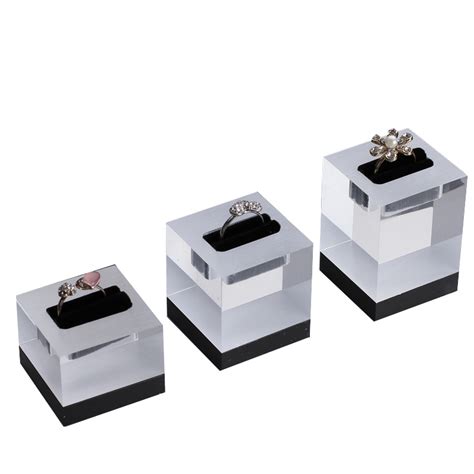 Acrylic Ring Display に対する画像結果