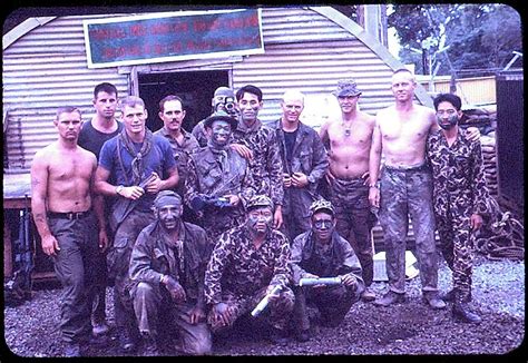 Afbeeldingsresultaten voor Navy SEALs in Vietnam