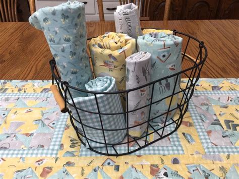 Spring Quilted Table Runner に対する画像結果