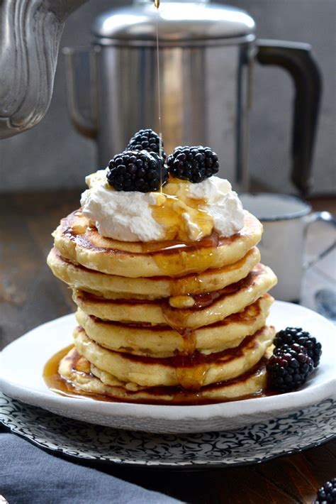 Afbeeldingsresultaten voor Pancakes with Whipped Cream