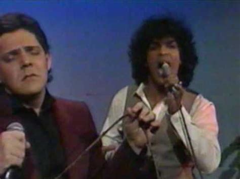 Duo Contortion Training に対する画像結果