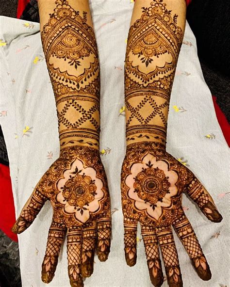Image result for Mehndi Design Simple Front Hand
