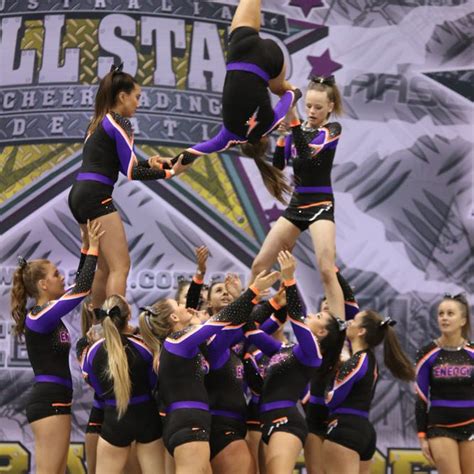 Cheer Comp Barivel に対する画像結果