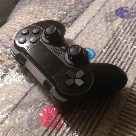 Toradh íomhá ar PS4 Prototype Controller