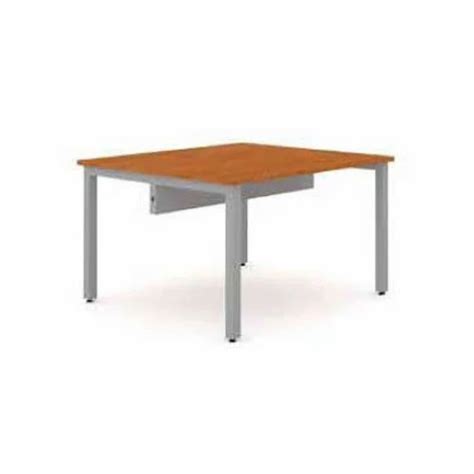 One Person Computer Station に対する画像結果