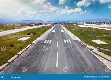 Basco Airport Runway Aerial View に対する画像結果