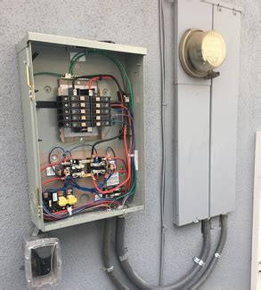 Afbeeldingsresultaten voor Electrical Panel Generator Transfer Switch