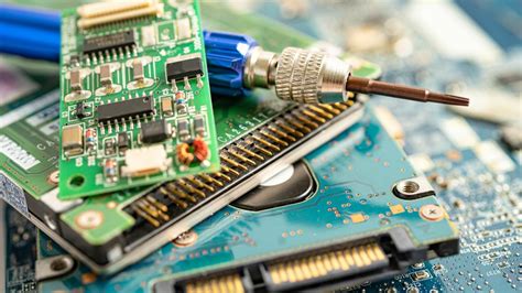 5 Examples of Computer Hardware に対する画像結果