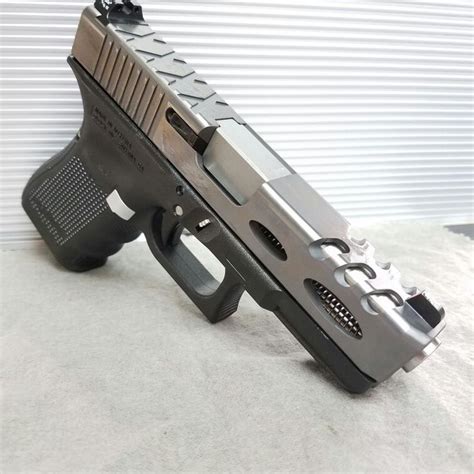 Gun Slide Machining に対する画像結果