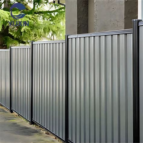 Vertical Ezyline Style Galvanized Steel PPGI Colorbond Fencing Metal 8ft6ft Colorbond Fence Panel