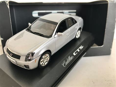 Cadillac Cts 2002-2007 シルバー 1:43 Norev