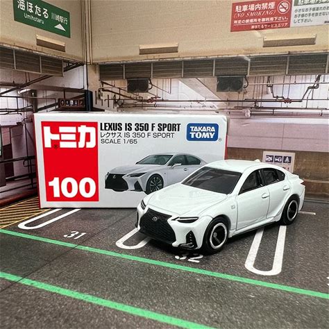 TOMY-LEXUS Fスポーツ合金車モデル、子供用ミニチュアスケールモデル車、ダイキャスト、おもちゃの車