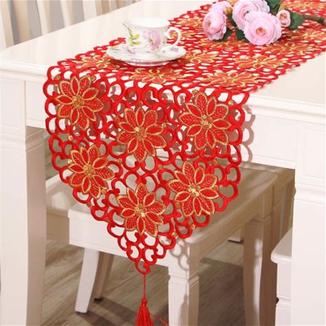 Afbeeldingsresultaten voor Cedar Table Runner